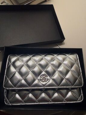 Chanel strap purse